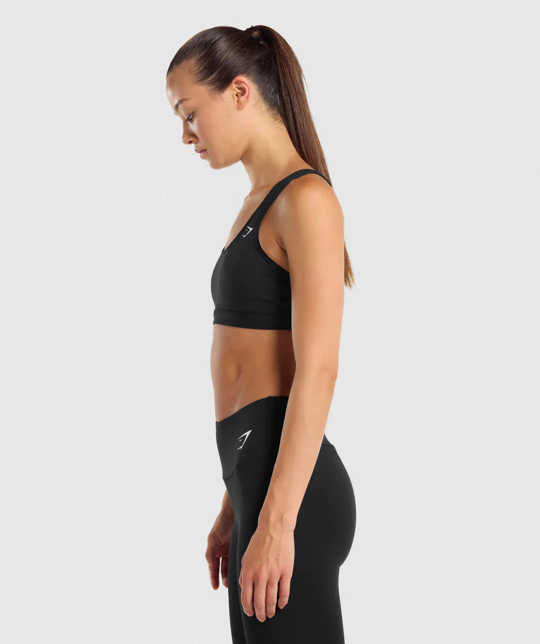 B1A6Q - Scoop Neck Sports Bra