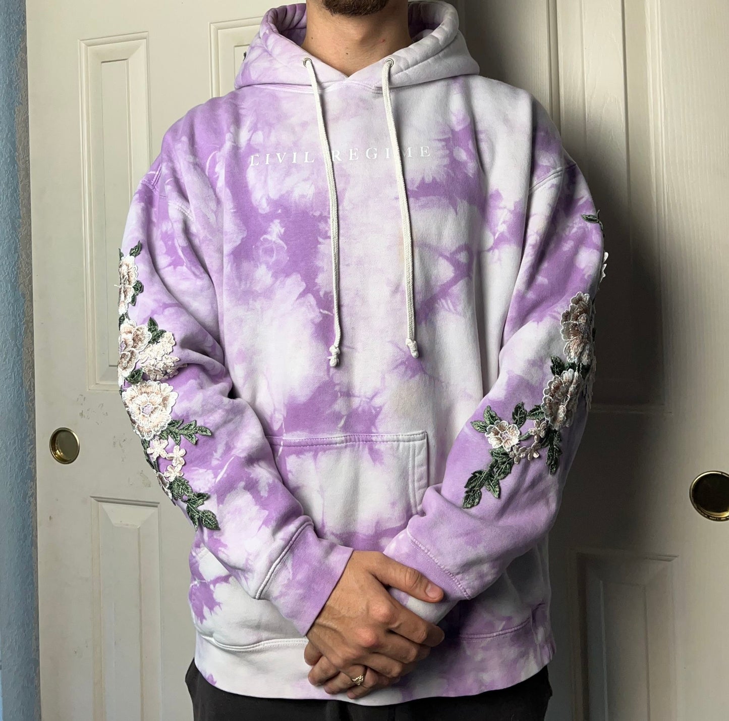 100328-432 - WHITE ROSE HOODIE