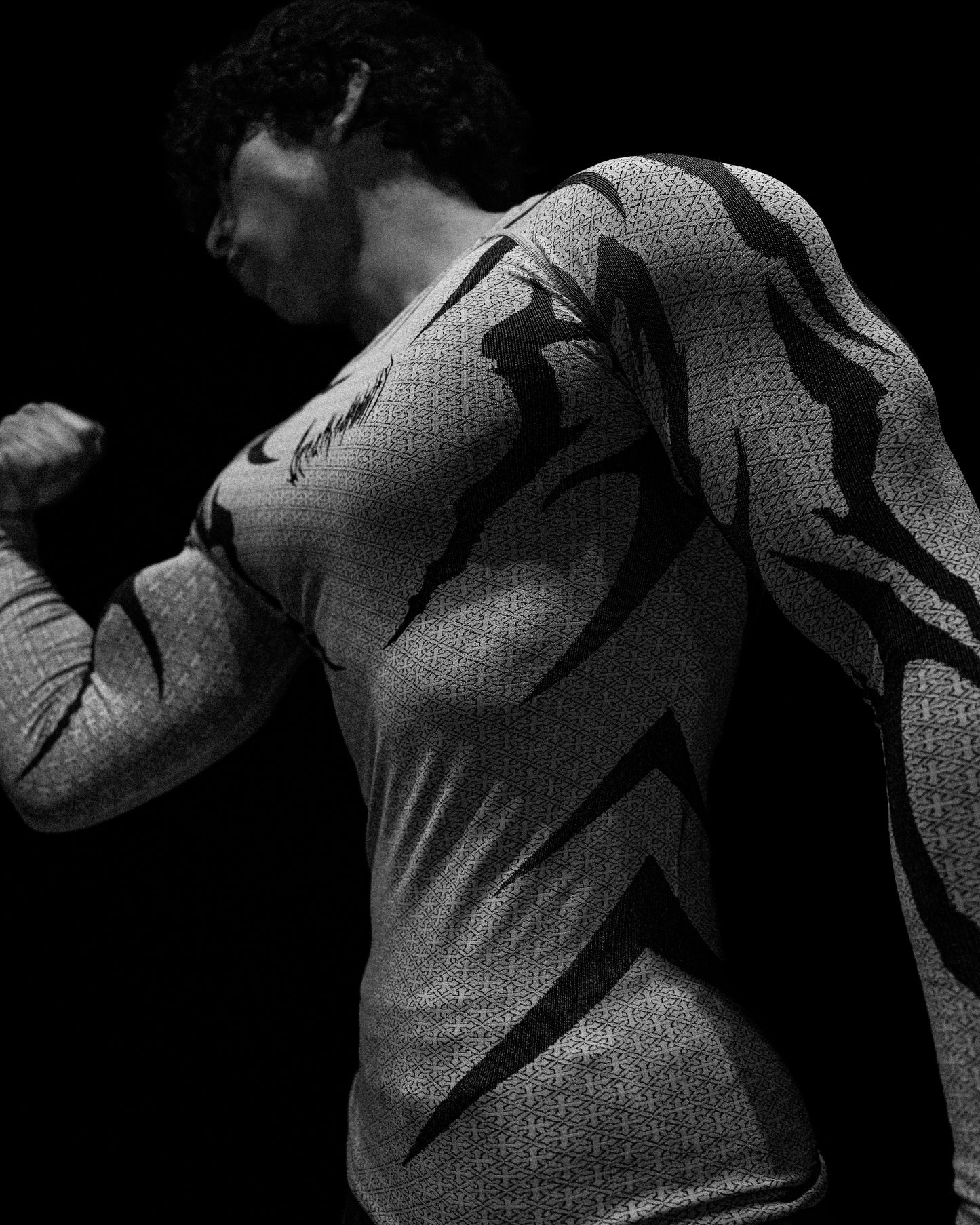 BD003 - DoomTech Compression Longsleeve