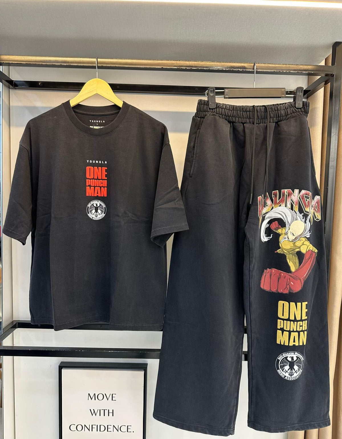4105 - One Punch Man Tees
