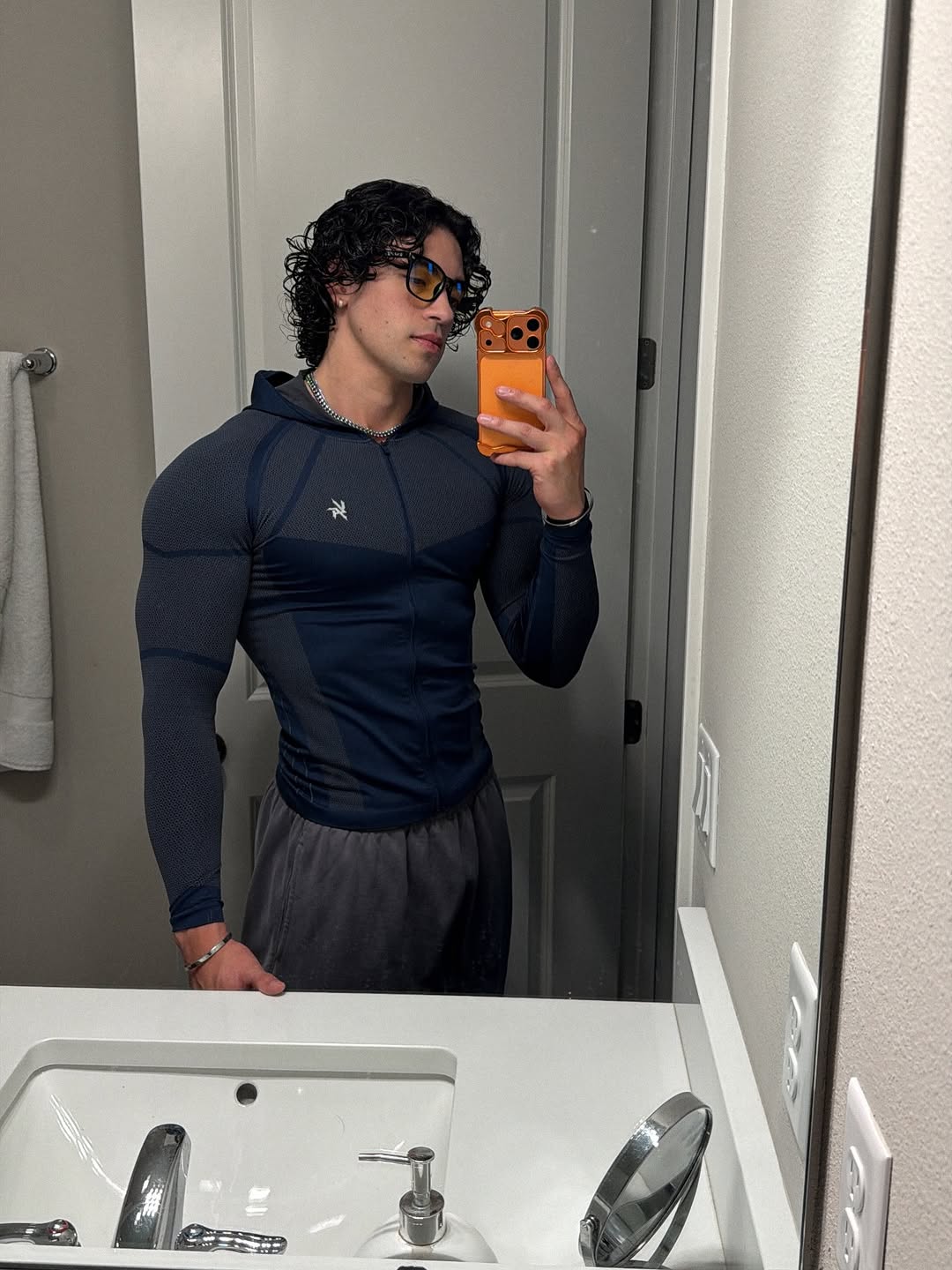8061 - Apex Compression Zip-Ups